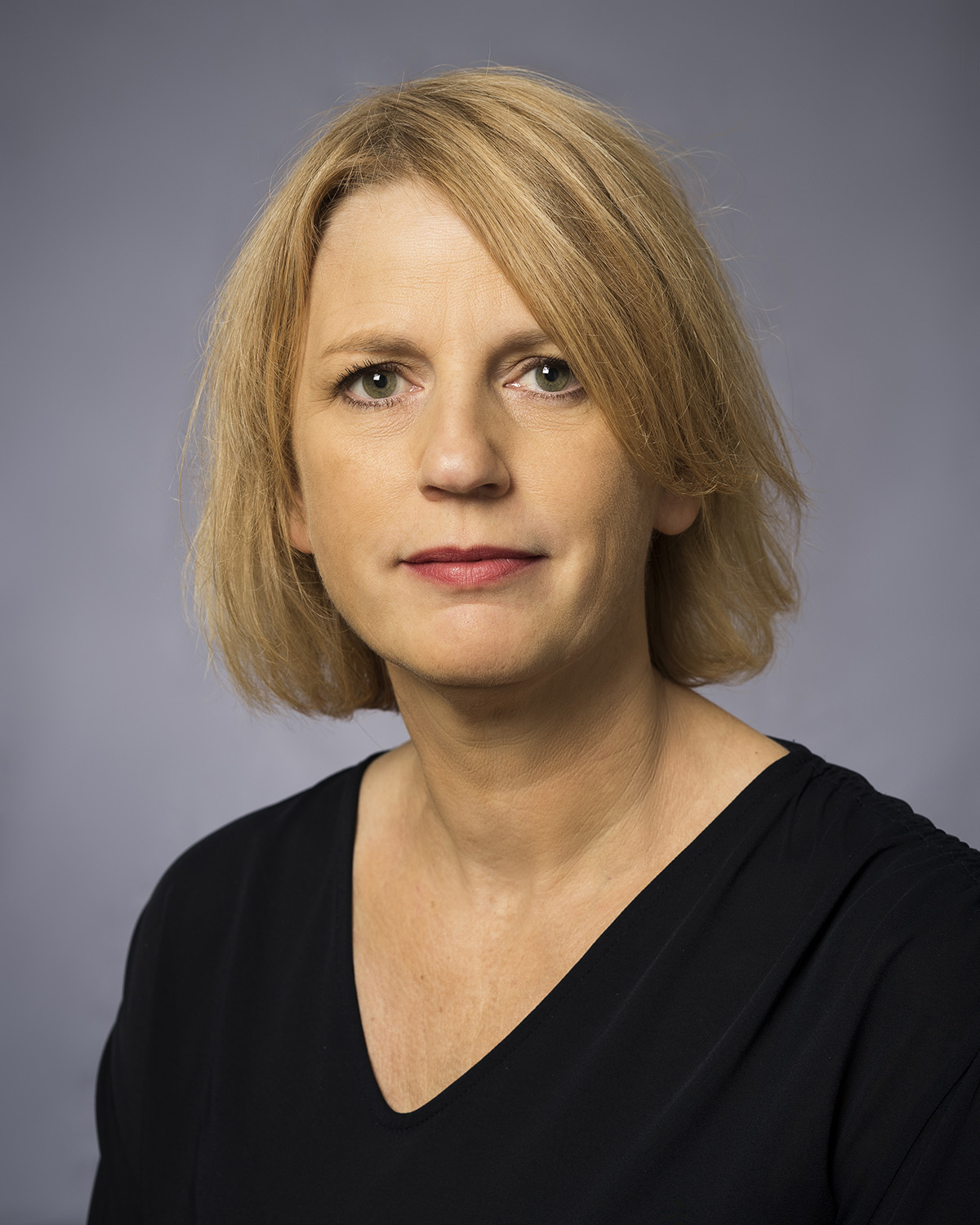 Porträttfoto av Gabriella Sandström.