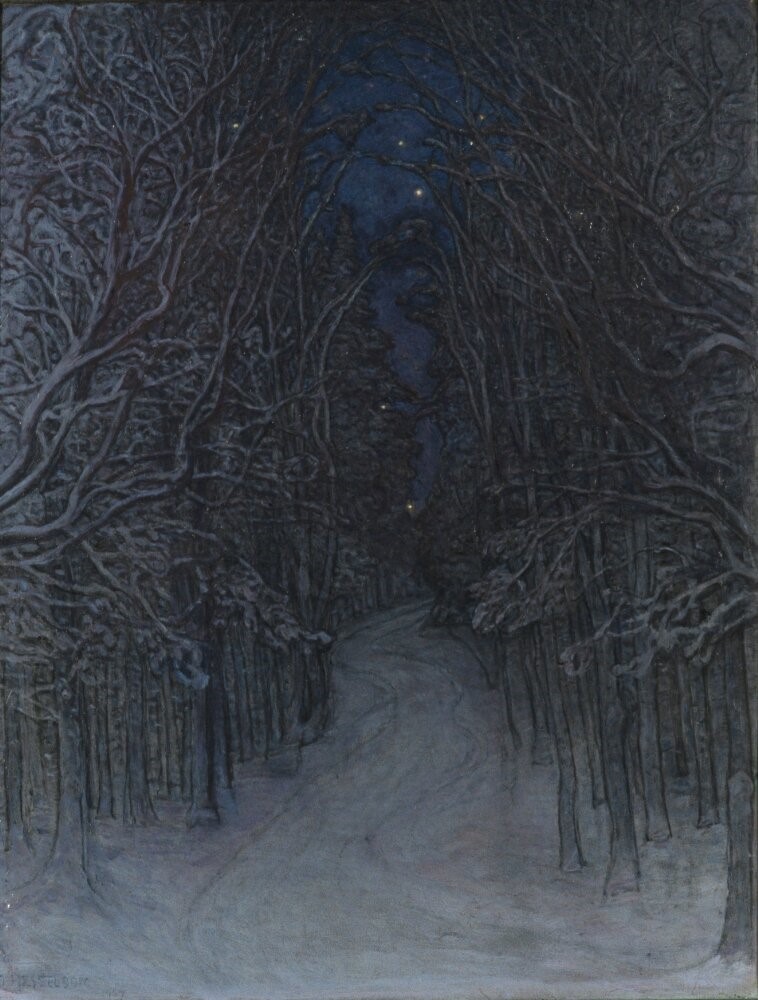 Målning: mörk skog med snö på marken.
