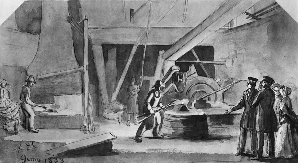 Svartvit teckning från en smedja där ett herrskap betraktar smeder i arbete.